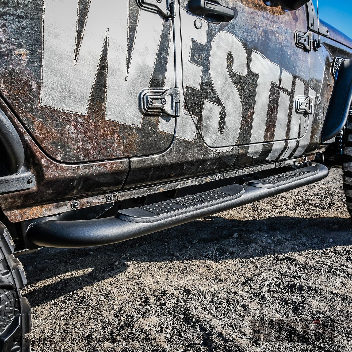 Westin Automotive 21-4065 Platinum 4 Oval Nerf Step Bars Textured Black