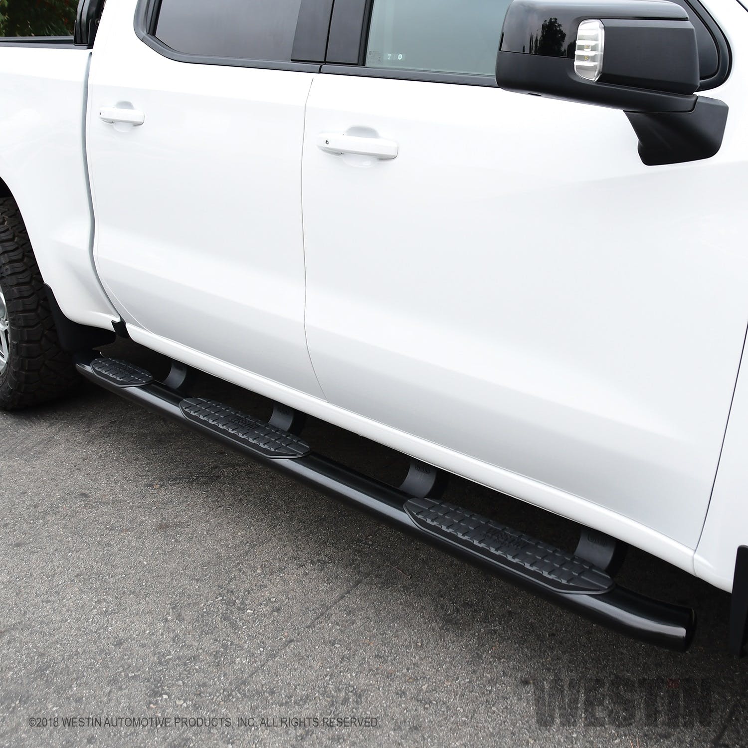 Westin Automotive 21-534685 Pro Traxx 5 Oval W2W Nerf Step Bars Black