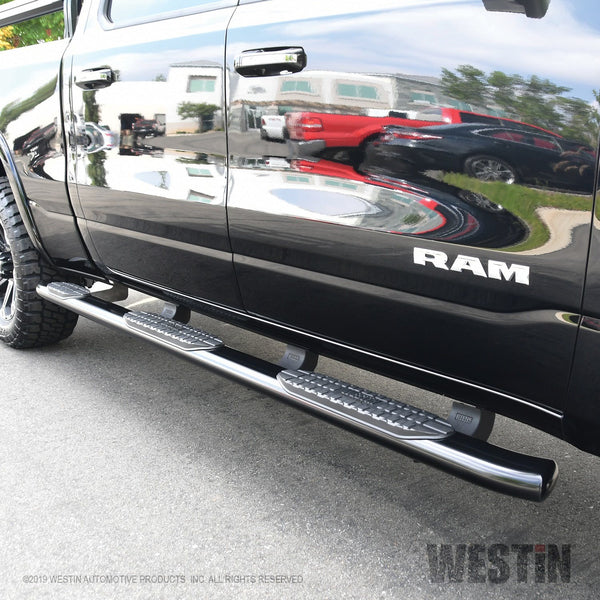 Westin Automotive 21-534705 Pro Traxx 5 Oval W2W Nerf Step Bars Black