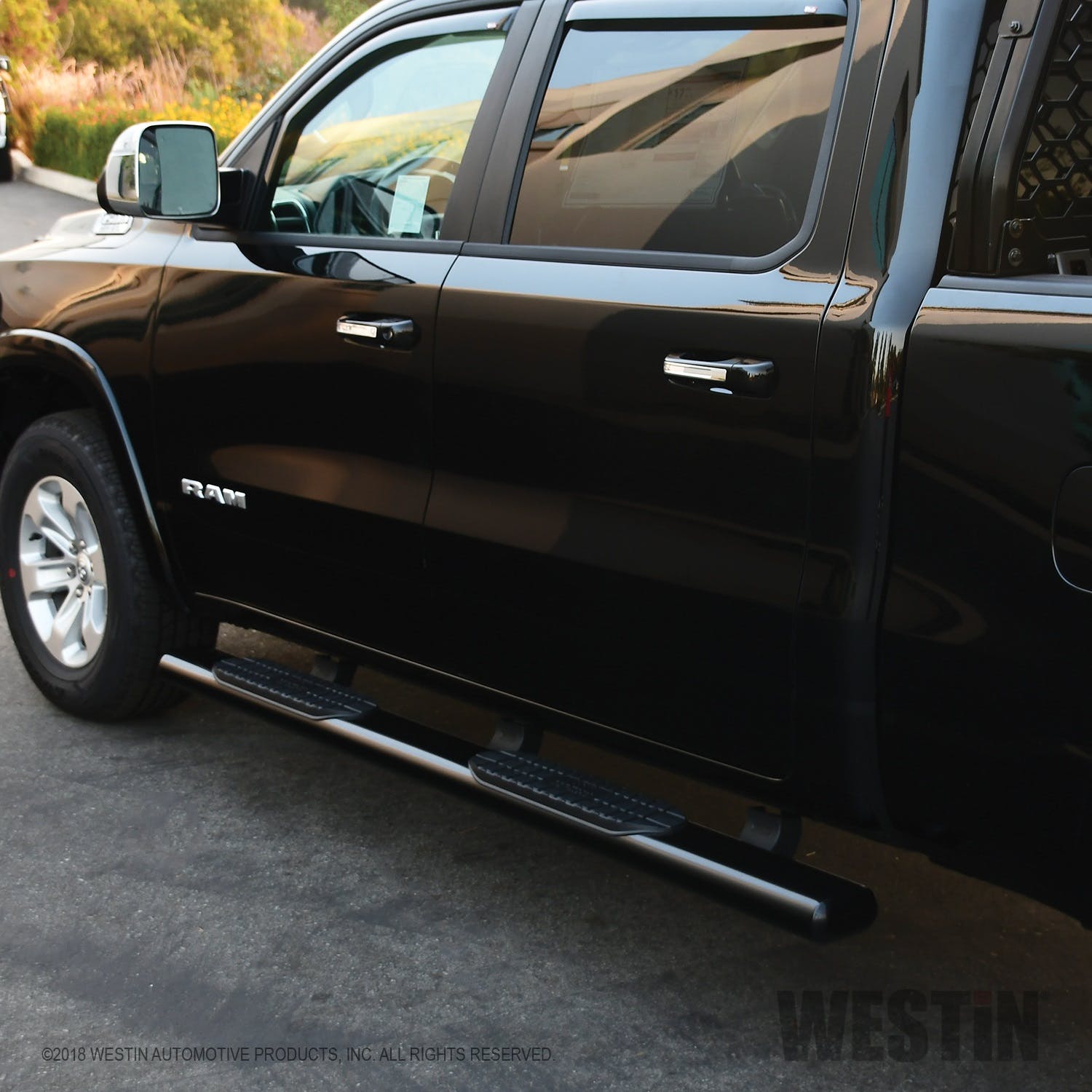 Westin Automotive 21-64085 Pro Traxx 6 Oval Nerf Step Bars Black