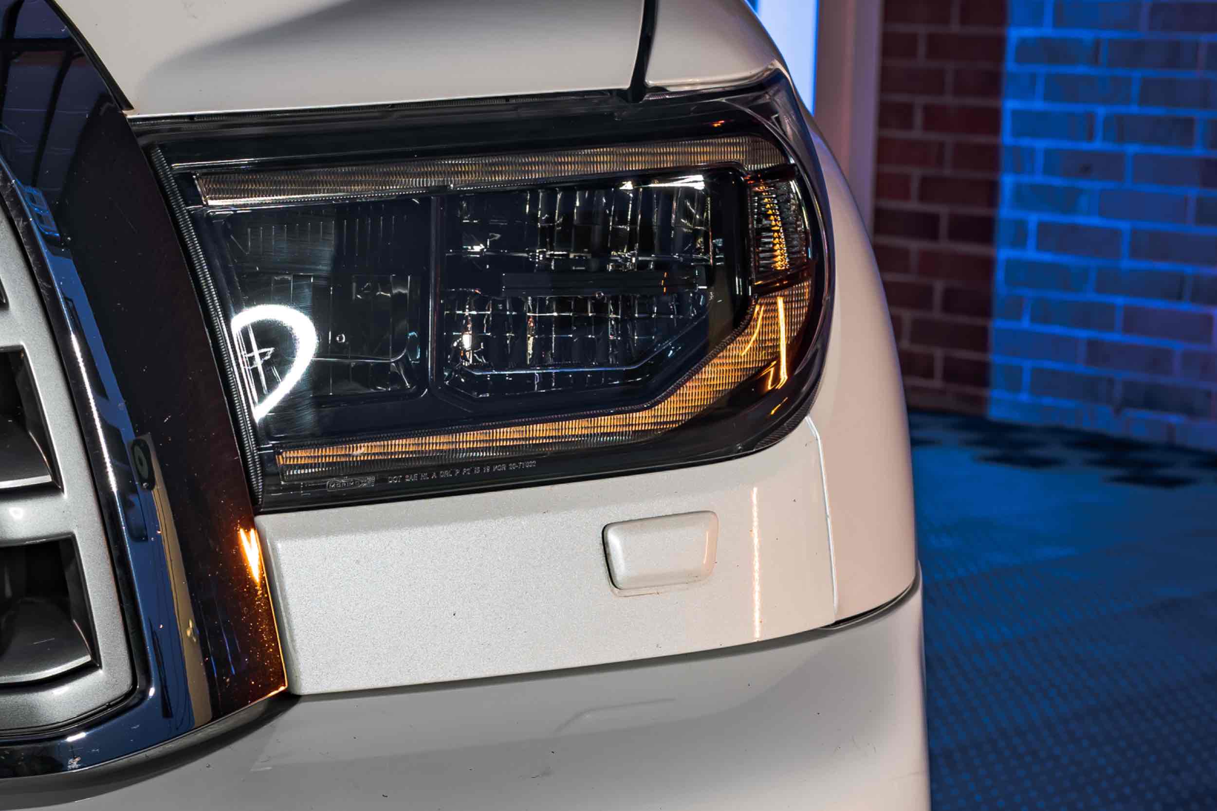 Morimoto XB LED Headlights: Toyota Tundra (07-13) (Pair / ASM) (Gen 2) LF533-ASM