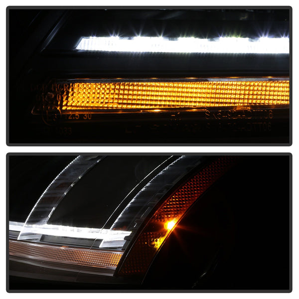 Spyder Auto 5085542 ( Spyder ) Audi TT 08-15 Sequential Turn Signal Projector Headlight-HID Xenon Mo