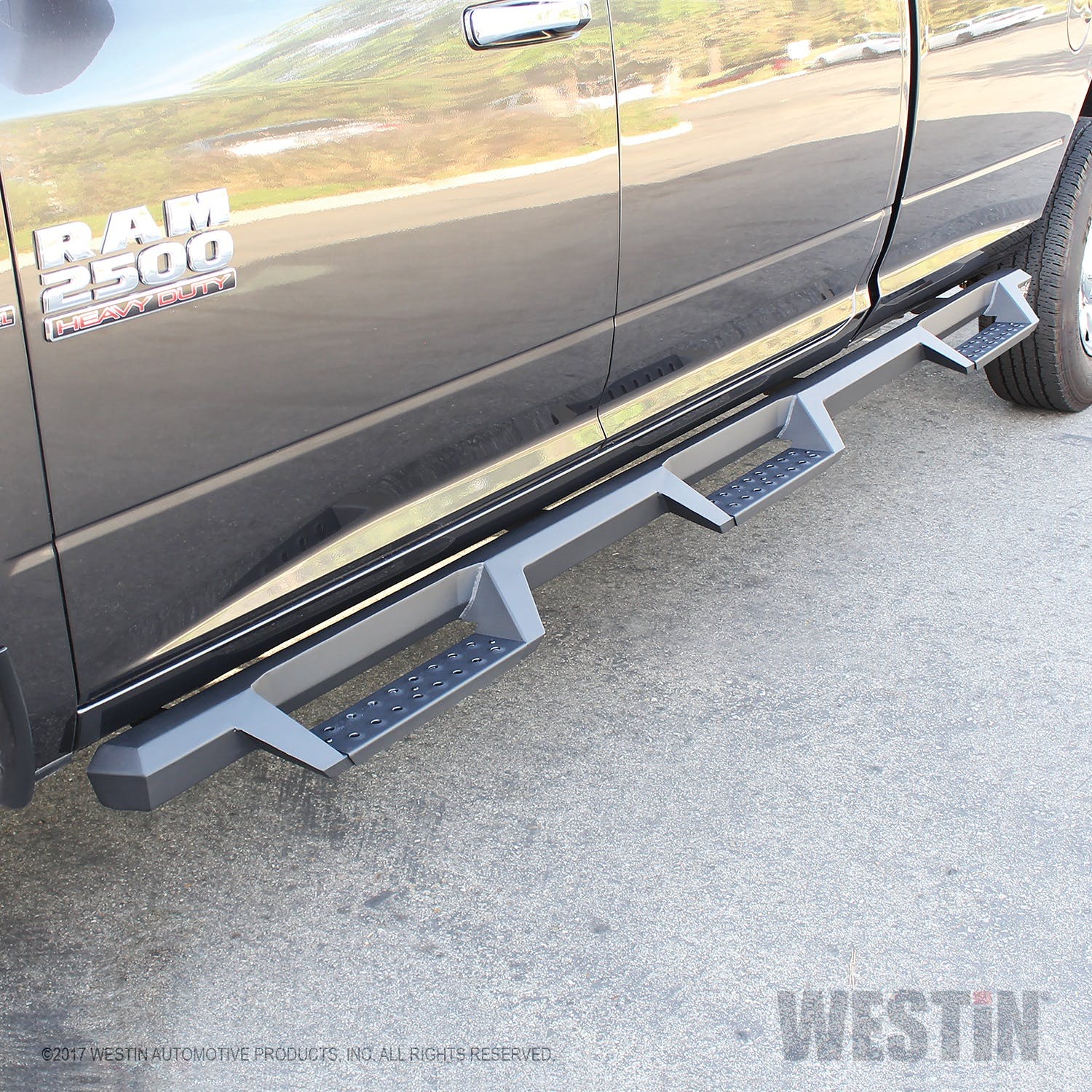 Westin Automotive 56-534335 HDX Drop Wheel-to-Wheel Nerf Step Bars Textured Black