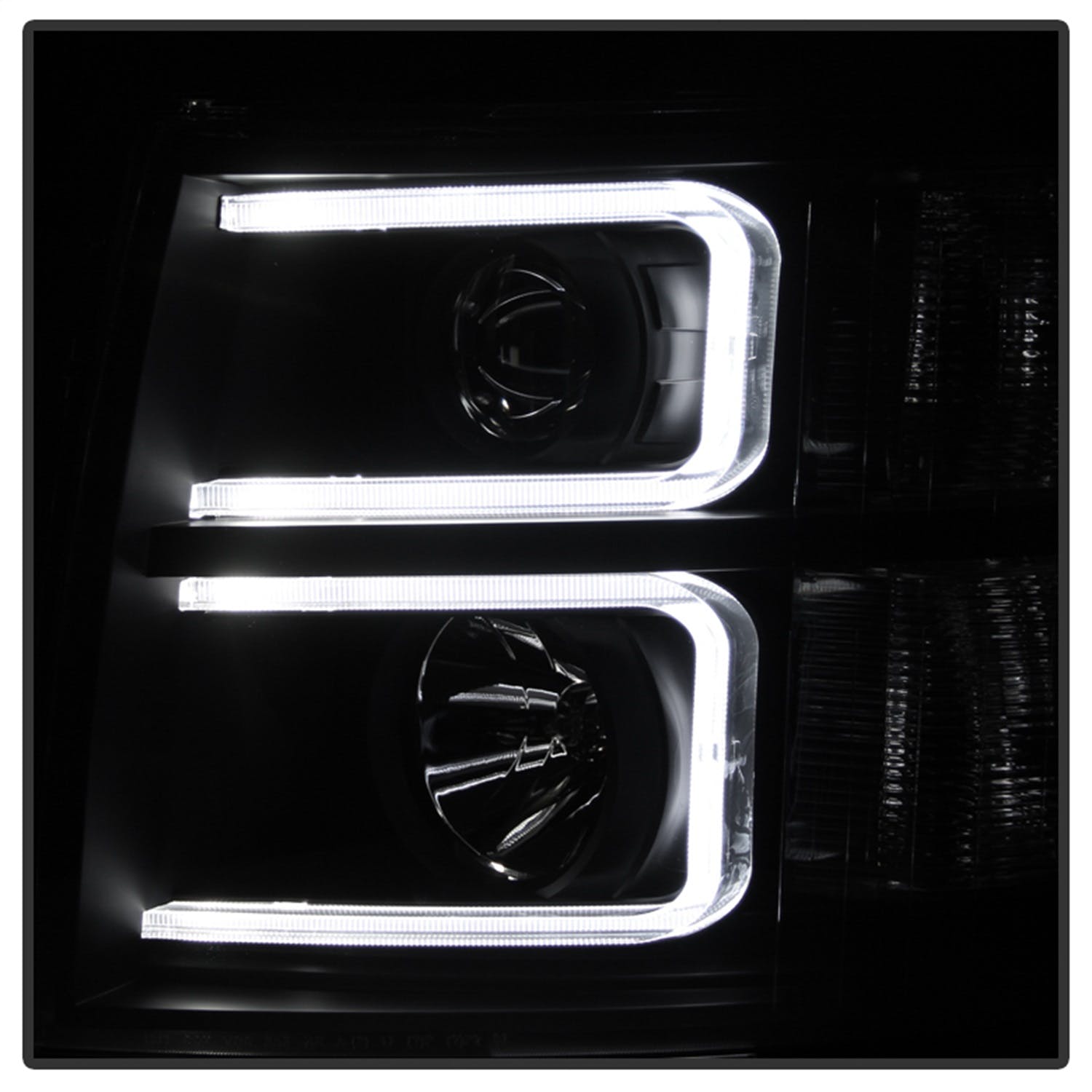 XTUNE POWER 9027796 Chevy Silverado 1500 07 13 2500HD 3500HD 07 14 Projector Headlights Light Tube Style Black