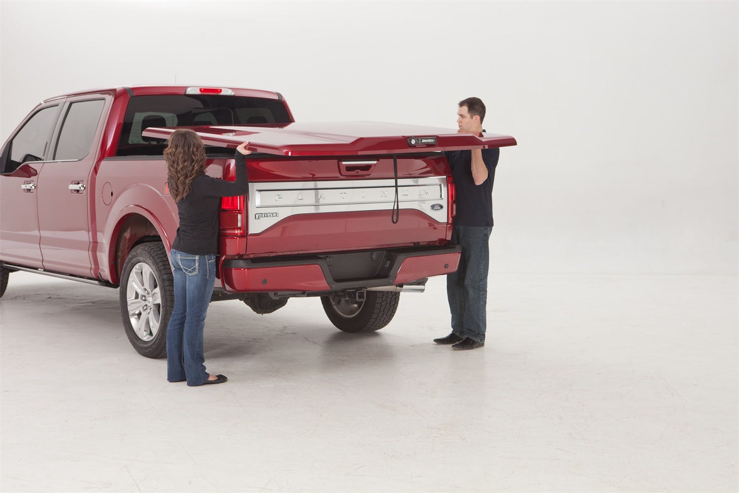 UnderCover UC1128L-G7C Elite LX Tonneau Cover, Pull Me Over Red