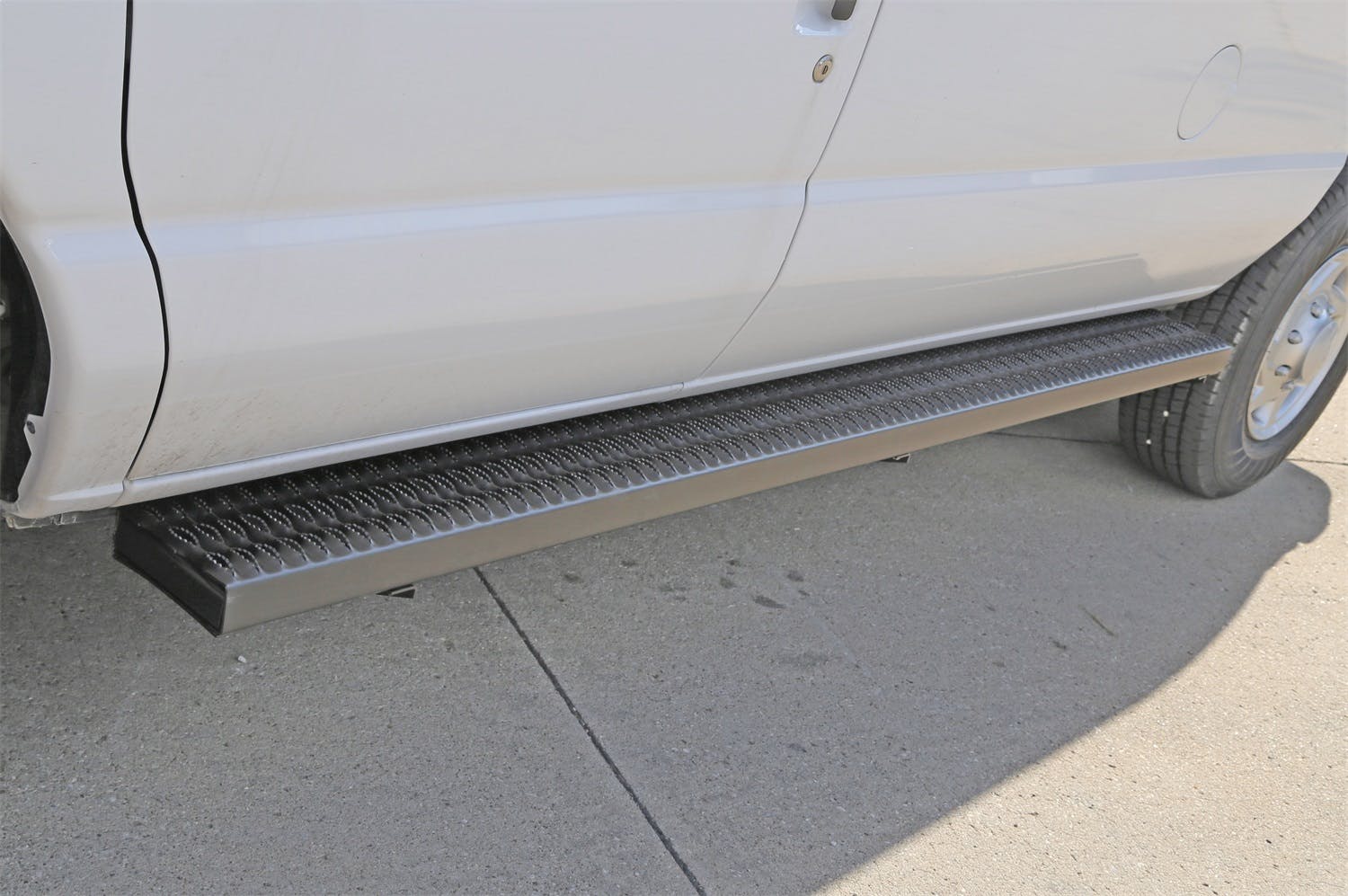 Dee Zee DZ15311A Running Board Rough Step