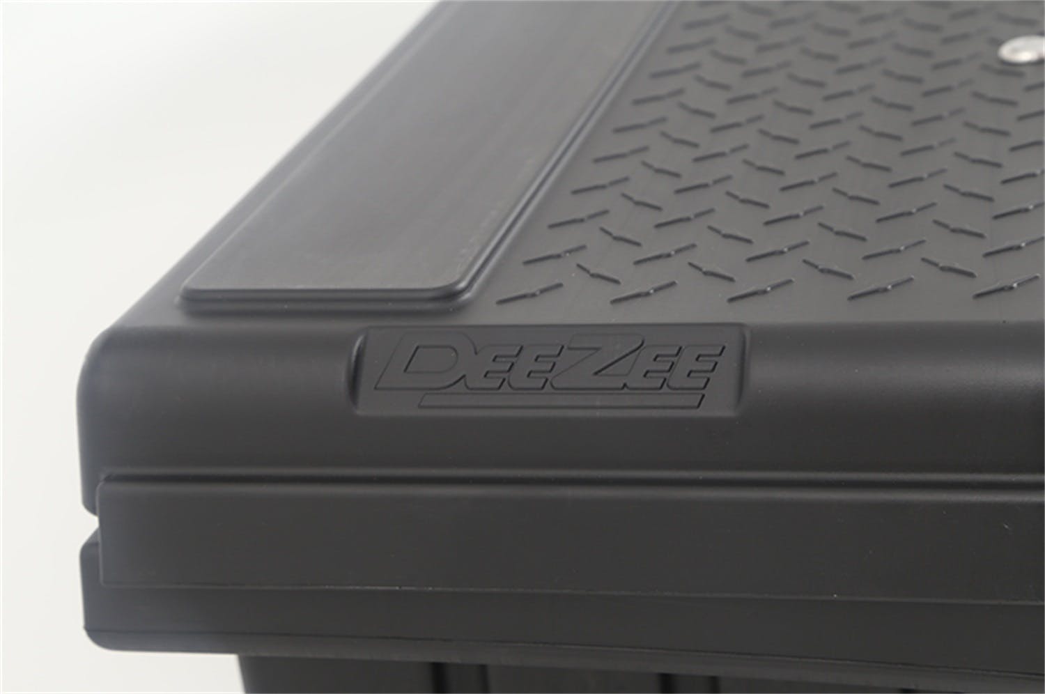 Dee Zee DZ6170P Tool Box - Specialty Crossover Toolbox Plastic