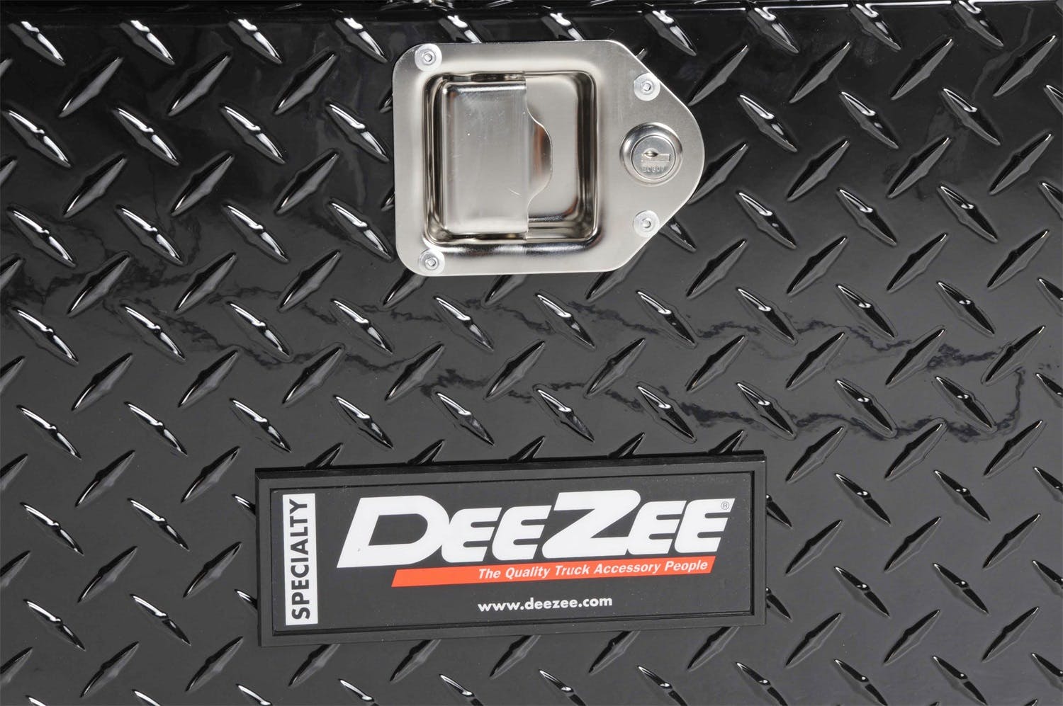Dee Zee M207 Tool Box - Specialty Chest Black BT