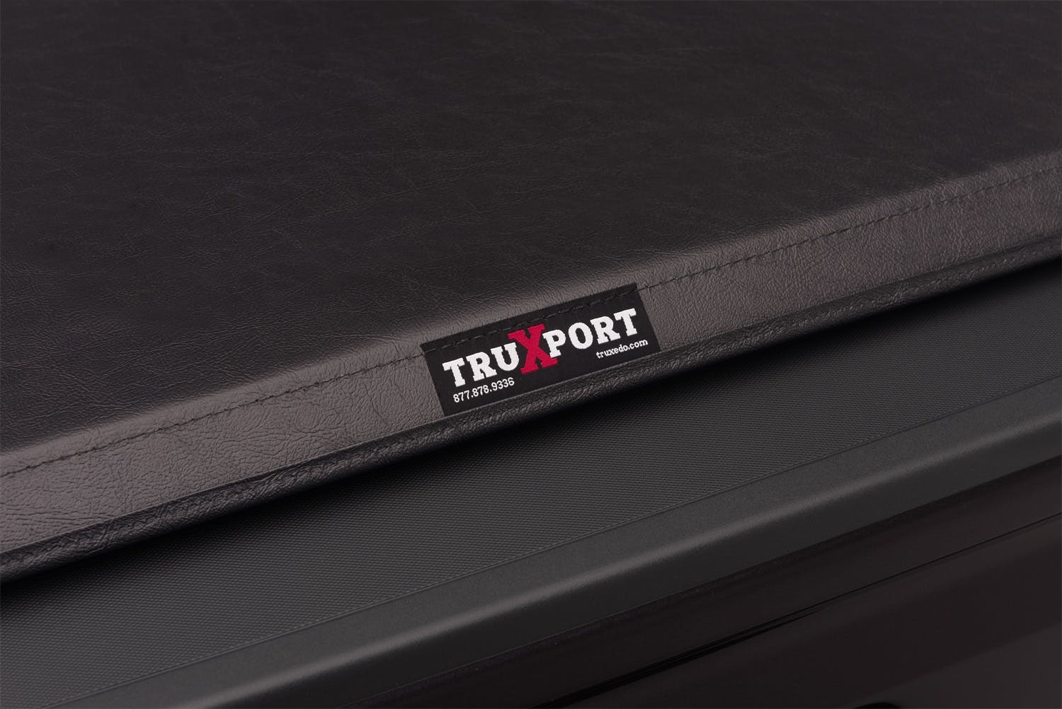 TruXedo 272401 TruXport Tonneau Cover