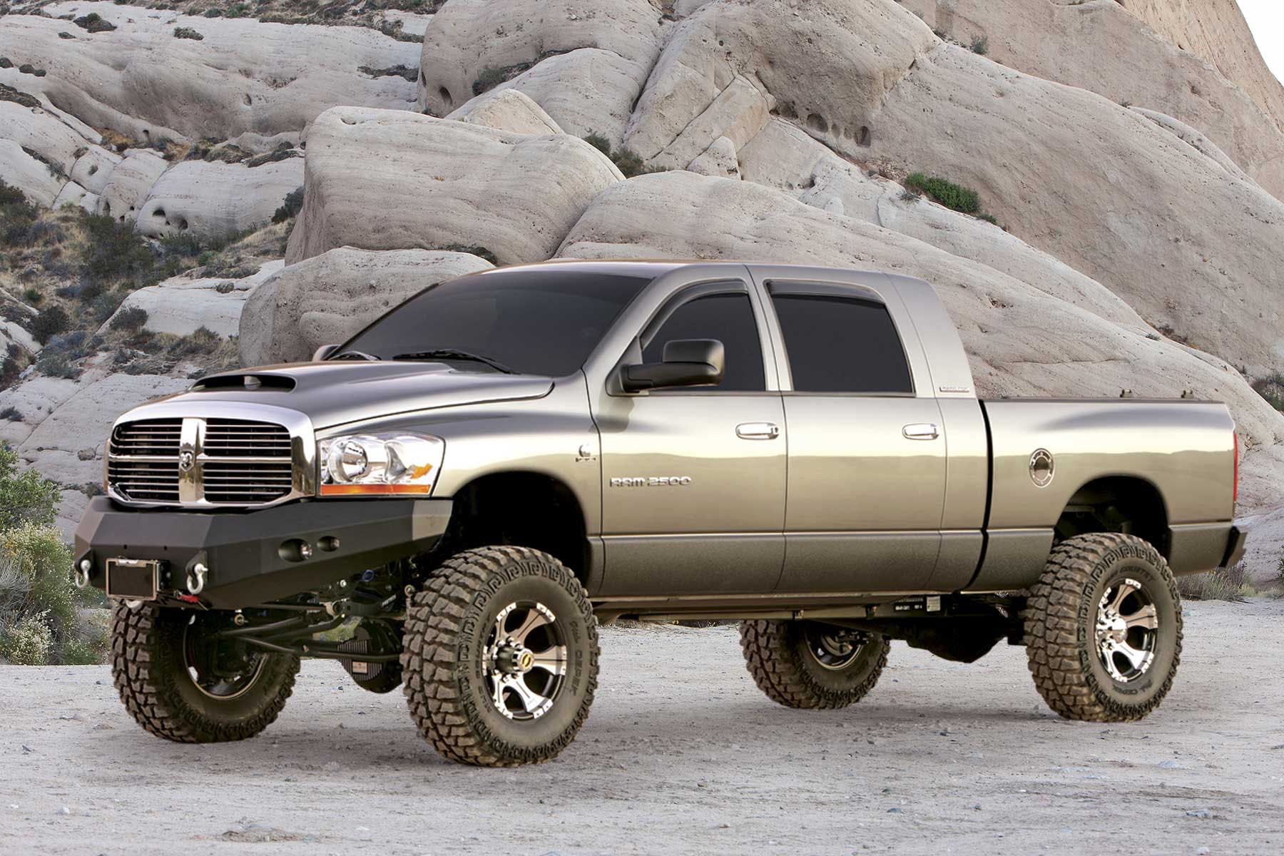 Fabtech K30154M 6in. PERF SYS W/STEALTH 07-08 DODGE 2500/3500 4WD 6.7L DIESEL W/AUTO TRANS
